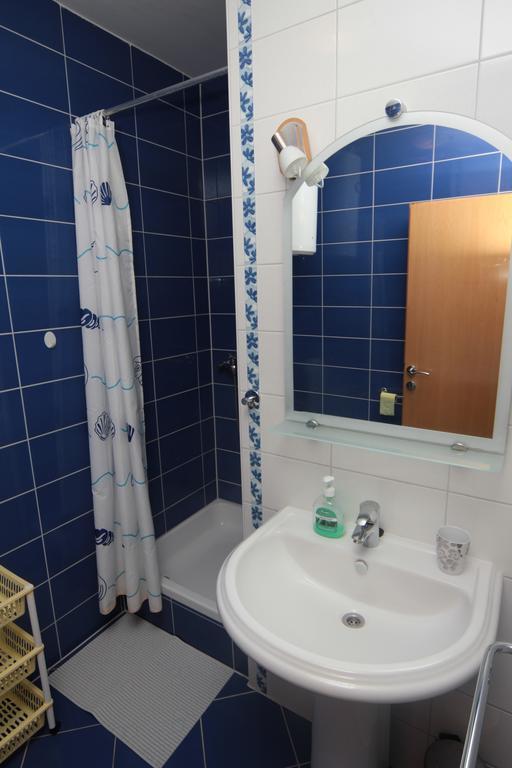 Apartments Miroslav Povljana Ngoại thất bức ảnh